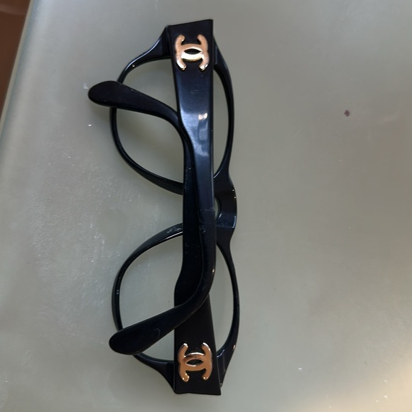 Authentic Vintage Chanel Frame - Picture 10 of 12